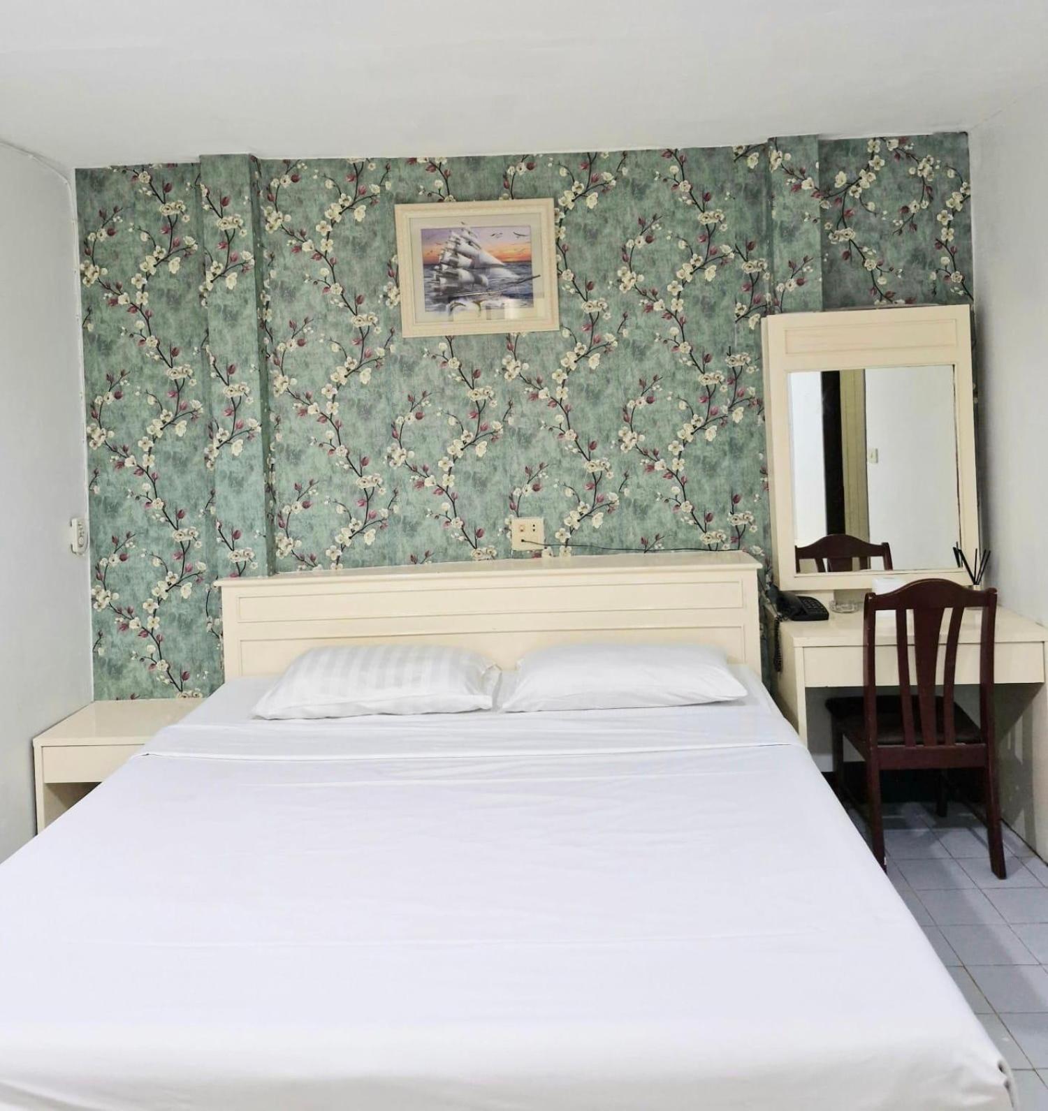 Woodlands Inn Bangkok Eksteriør bilde