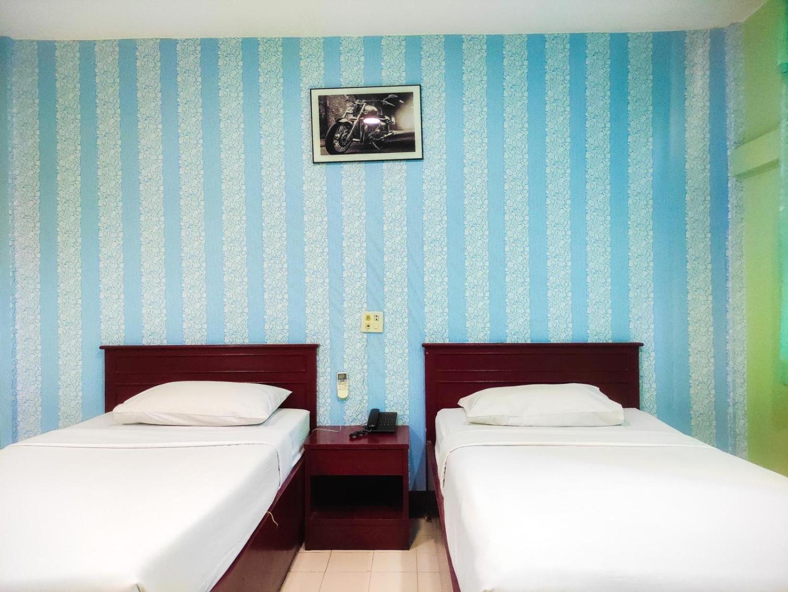 Woodlands Inn Bangkok Eksteriør bilde